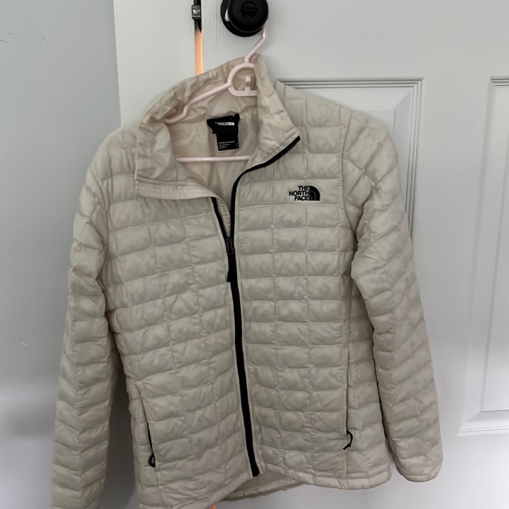 North face puffer jacket
